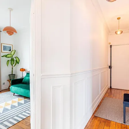Guestready - Bright Comfort With A Balcony פריז