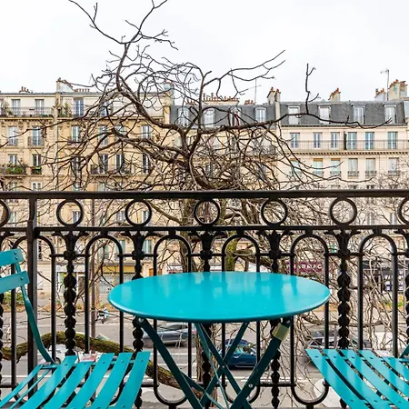 Guestready - Bright Comfort With A Balcony Appartement Parijs